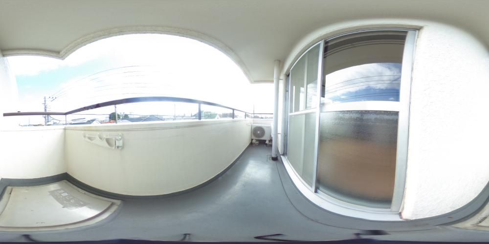 �o���R�j�[