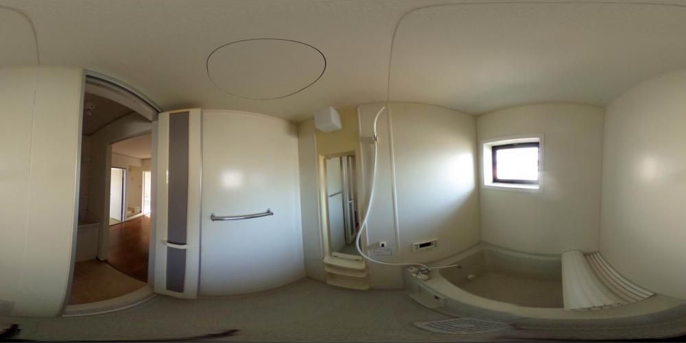 �o�X���[��